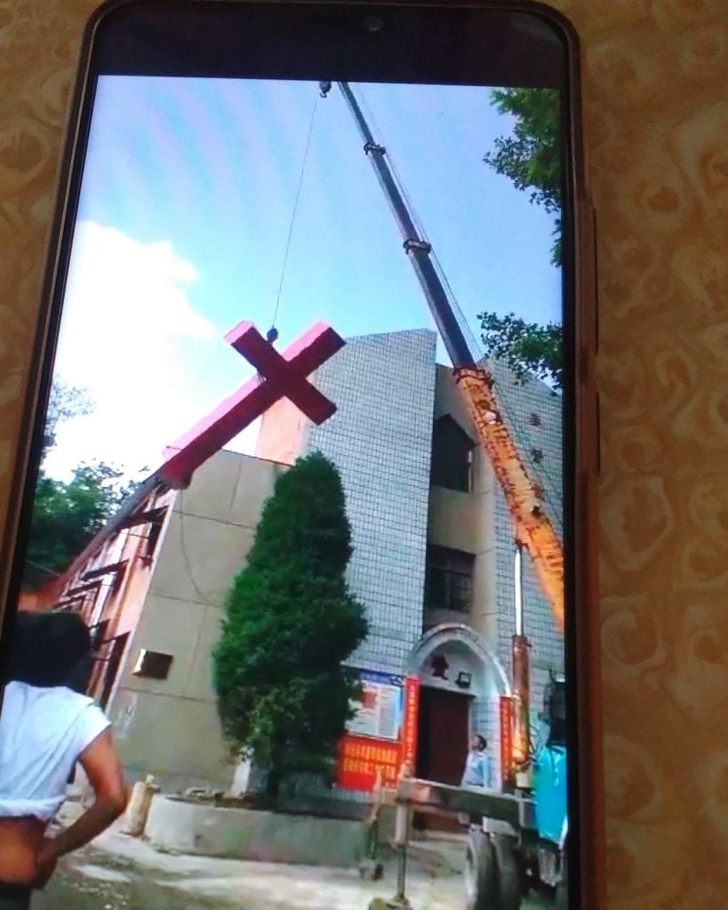 No cross on Qianjing Church in Shecun