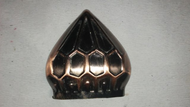 The door handle after being sawed