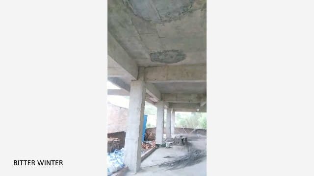 Third-floor roof damaged by police
