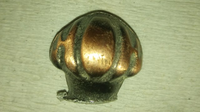 The door handle after being sawed