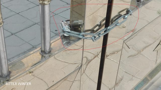 The school’s entrance has already been locked up; the government won’t allow the operation of an Arabic school (taken in June of 2018)