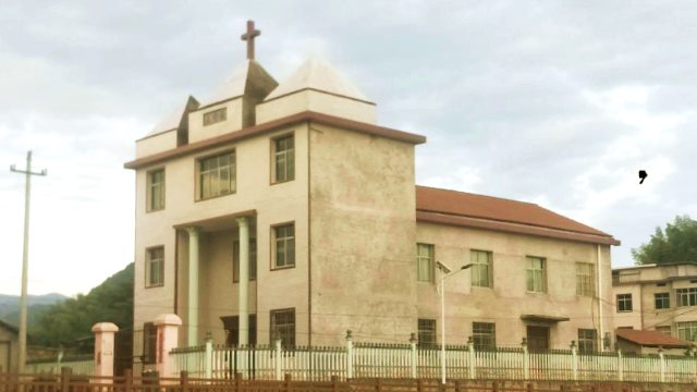 Three-Self church in Mahu (Yuanshan) village of Shanggao county, before the removal of the cross