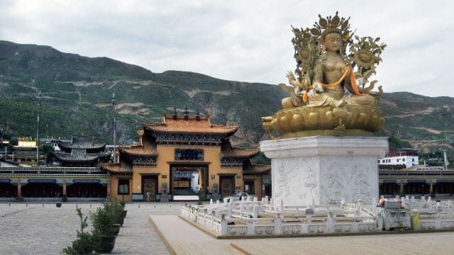 Rebkong monastery