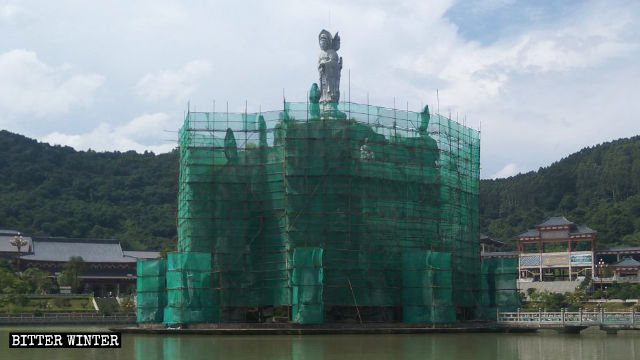 Guanyin Island is surrounded by a safety net