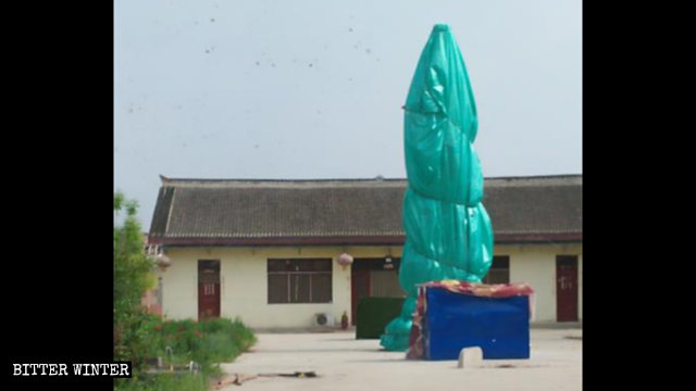 The Buddhist statues were covered with cloth